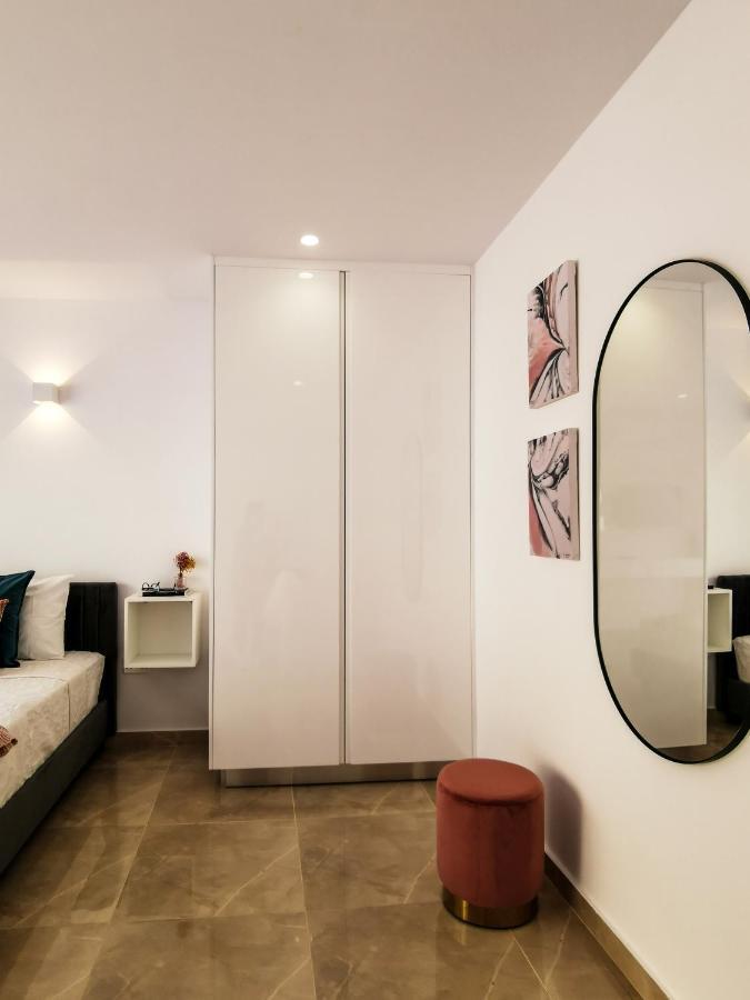 Phaedrus Living: Luxury Maisonette Lighthouse 60 * Πάφος